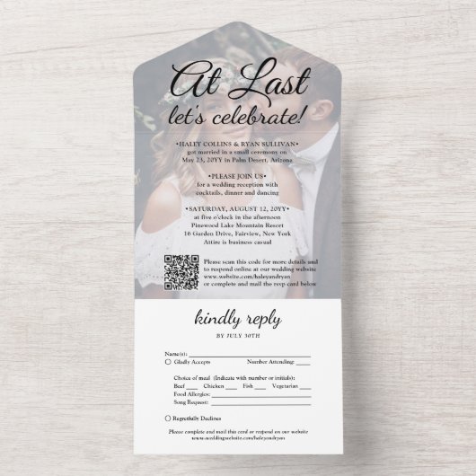 Eindfoto van uitgestelde weddenschappen — QR-code  All In One Uitnodiging (Binnen)