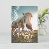 Einen schönen Valentinstag mit schauendem Pferd (Staand voorkant)