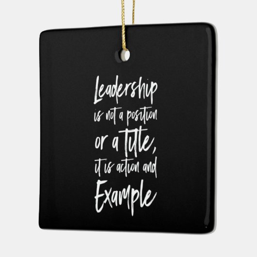 ejemplo de liderazgo keramisch ornament (Links)