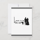 El amor de pareja de perros está en el aire (Voorkant)