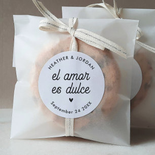 El Amor es Dulce Modern Wedding Favors Ronde Sticker