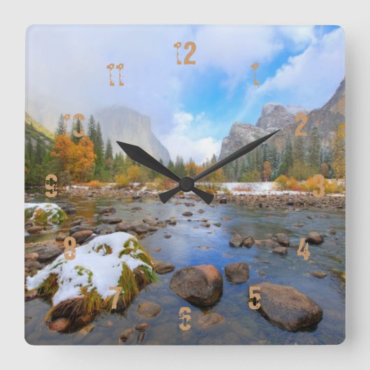 El Capitan en drie broers Vierkante Klok (Voorkant)