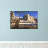 El Capitan weerspiegelt zich in de Merced-rivier i Canvas Afdruk (Insitu (Houten vloer))