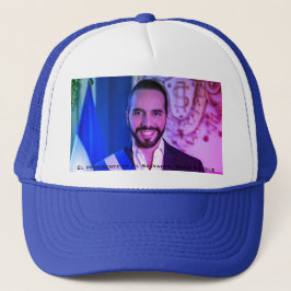 El presidente de El Salvador, Nayib Bukele Trucker Pet
