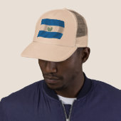 El Salvador Vlag Hoed Trucker Pet (In situ)