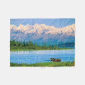 Eland in Wonder Lake Fleece Deken (Voorkant (Horizontaal))