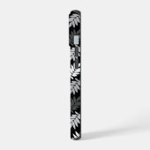 Elder Leaf Pattern Black White Grey iPhone 15 Case (Linkerkant)