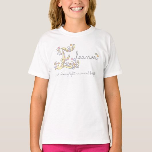 Eleanor meisjes naam betekent E-monogram harten T-shirt (Voorkant)