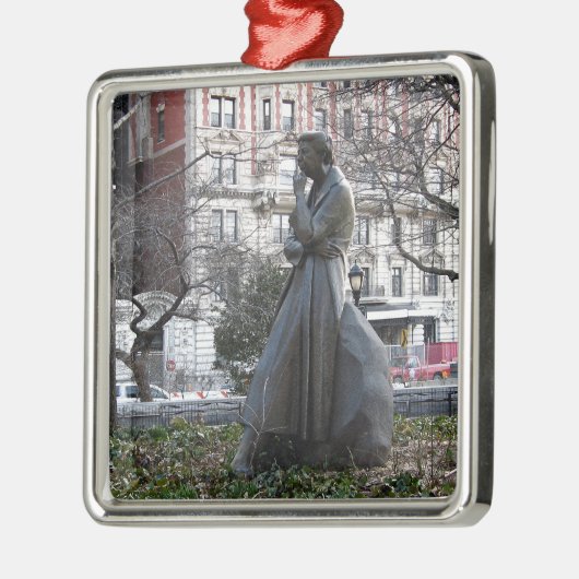 Eleanor Roosevelt Monument Metalen Ornament (Links)