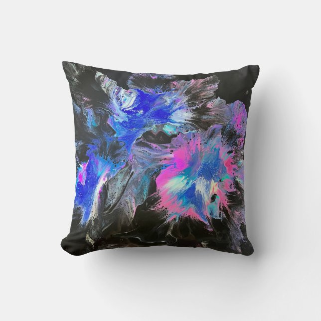 Electric Bloom Abstract Throw Pillow Kussen (Voorkant)