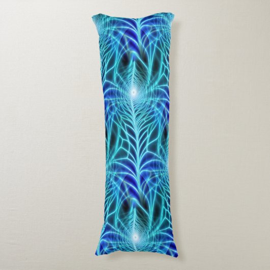 Electric Blue Luminous Fractal Repeating Pattern Lichaamskussen (Voorkant Verticaal)