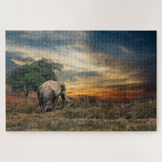 Elefant lopen bij zonsondergang legpuzzel (Horizontaal)