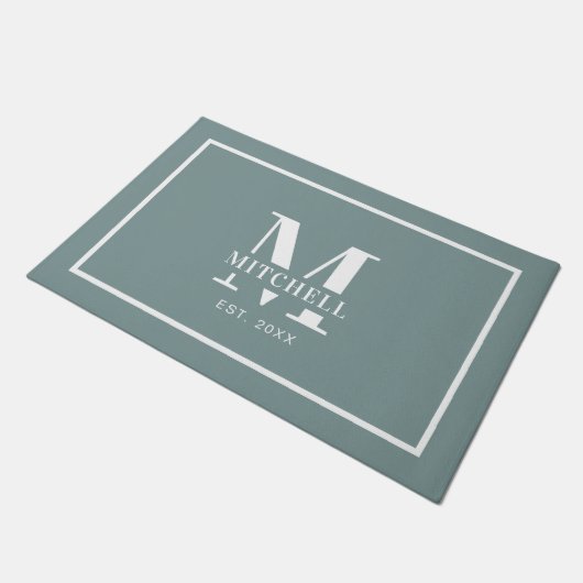 Elegan Monogrammed Sage Green Aangepaste Familiena Deurmat (Schuin)