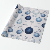 Elegance blauw en wit kerstpatroon cadeaupapier (Uitgerold)