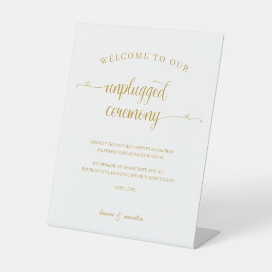 Elegance Gold Heart Script Unplugged Ceremony Reclamebord Met Voetstuk (Voorkant)