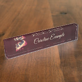 Elegance in motion, the curved piano naambordje (Zijkant)