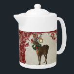 Elegance Kerstmis Deer Antlers Damask Theepot<br><div class="desc">Verkleurd in de winter, kerst, bosgroen en brandend rood met gebroken wit en crème voor een smerig kleurenpalet! Een elegant, kerstfeest plannen? Dit is een modern grafisch ontwerp dat werd gemaakt met de decoratieve ornamenten van de antiek gebotteerde printer. De gekloonde zwenksporen komen uit de Victoriaans, Edwardiaanse en Art Nouveau-ontwerptijdperken....</div>