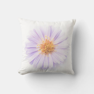 Elegance single flower kussen
