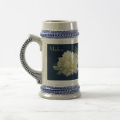 Elegance White Chrysanthemum Groomsmen Favor Bierpul (Links)