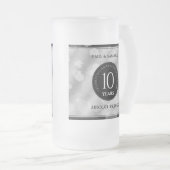 Elegant 10th Tin Wedding Jubileum Celebration Matglas Bierpul (Voorkant rechts)