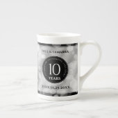 Elegant 10th Tin Wedding Jubileum Celebration Porselein Kop (Rechts)