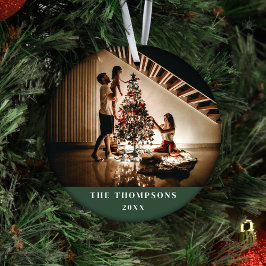 Elegant 2023 Family Photo Minimalist Donkergroen Keramisch Ornament