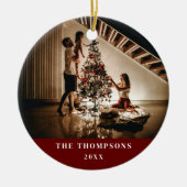 Elegant 2024 Family Photo Minimalist Donkerrood Keramisch Ornament (Voorkant)