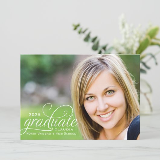 Elegant 2025 Afstuderen in Script Photo Afstuderen Kaart (Staand voorkant)