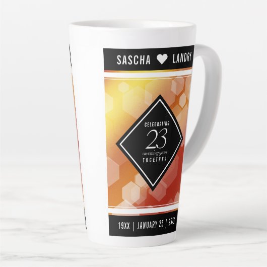 Elegant 23rd Imperial Topaz Wedding Jubileum Latte Mok (Rechterhoek)