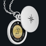 Elegant 27th Music Wedding Jubileum Locket Ketting<br><div class="desc">Vier de 27e trouwdag met deze elegante medaille! Elegante zwarte en witte letters met muzieknoot confetti op een gouden folie achtergrond voegen een memorabele touch toe voor deze speciale gelegenheid en buitengewone mijlpaal. Pas aan met de namen van het gelukkige paar en datums voor hun muziekjubileum. Ontwerp © W.H. Sim,...</div>