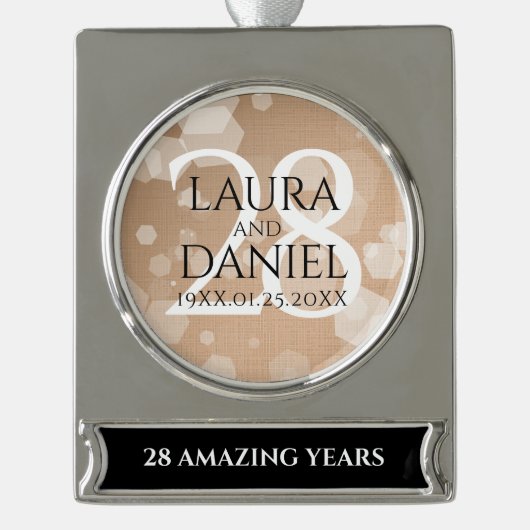 Elegant 28th Linen Wedding Jubileum Celebration Verzilverd Banner Ornament (Voorkant)