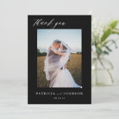 Elegant 2 foto elegant script zwart bruiloft bedankkaart (Staand voorkant)