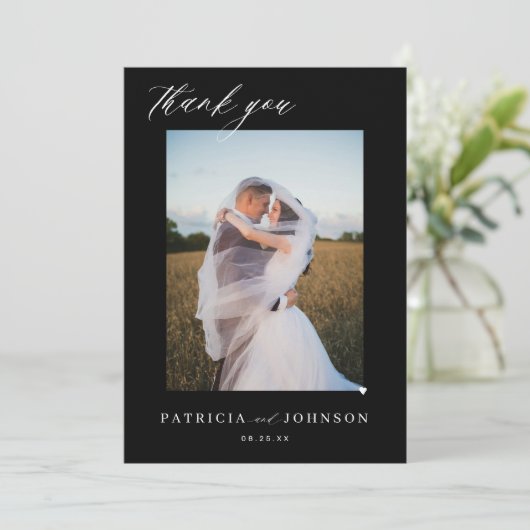 Elegant 2 foto elegant script zwart bruiloft bedankkaart (Staand voorkant)