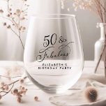 Elegant 50th Birthday Party Wijnglas Zonder Voet<br><div class="desc">50 & Fabulous - Toast op een goed gevierd leven! Elegant 50e verjaardagsfeestje wijnglas met "50 & Fabulous" in een stijlvol kalligrafiescript en jouw naam in eenvoudige moderne typografie.</div>