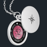Elegant 52nd Star Ruby Wedding Jubileum Locket Ketting<br><div class="desc">Vier de 52e trouwdag in stijl met deze herdenkingsmedaille! Elegante zwart-witte belettering met gestileerde sterren die op een robijnrode achtergrond twinkelen, voegt een memorabele touch toe voor deze speciale gelegenheid en buitengewone mijlpaal. Pas aan met de namen van het gelukkige paar en voeg datums toe voor hun sterrobijnjubileum. Ontwerp ©...</div>