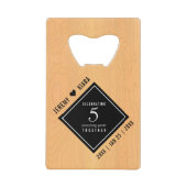 Elegant 5th Wood Wedding Jubileum Celebration Creditkaart Flessenopener (Voorkant)
