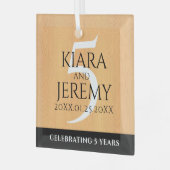 Elegant 5th Wood Wedding Jubileum Celebration Glas Ornament (Voorkant links)