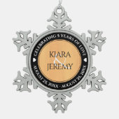 Elegant 5th Wood Wedding Jubileum Tin Sneeuwvlok Ornament (Voorkant)