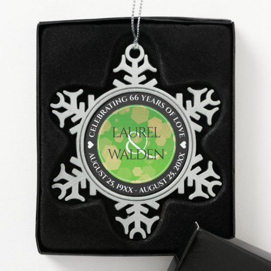 Elegant 66th Titanite Wedding Jubileum Tin Sneeuwvlok Ornament (Kistje)
