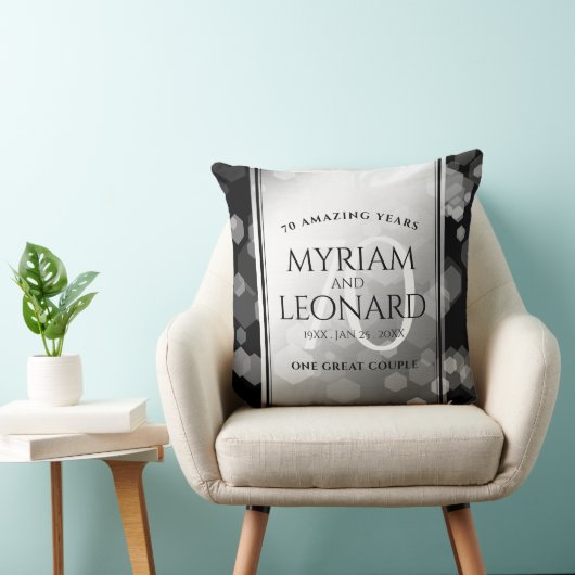 Elegant 70th Platinum Wedding Jubileum Kussen (Stoel)
