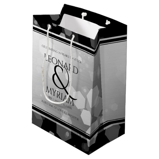 Elegant 70th Platinum Wedding Jubileum Medium Cadeauzakje (Achterkant Gekanteld)