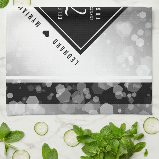 Elegant 70th Platinum Wedding Jubileum Theedoek (Gevouwen)