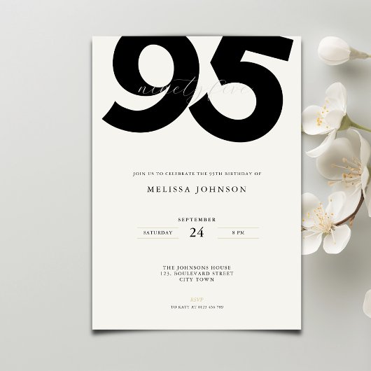 Elegant 95th Birthday Invitation - Minimal Style Kaart