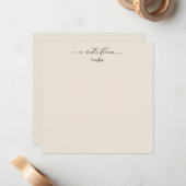 Elegant "A Note from" Simple Card in Cream Notitiekaartje (Voorkant / Achterkant in situ)