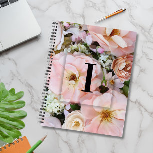 Elegant Aangepast Initiaal Letter I Rozen Monogram Notitieboek
