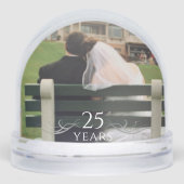 Elegant Aangepaste Foto Gift 25ste bruiloft Jubile Sneeuwbol (Voorkant)