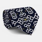 Elegant Abstract geometrisch patroon in marineblau Stropdas (Opgerold)