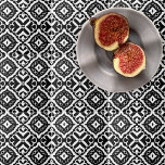 Elegant Abstract zwart-wit geometrisch patroon Tegeltje<br><div class="desc">Elegant decoratief ontwerp voor keramische tegel met geometrische vormen in zwart-wit.</div>