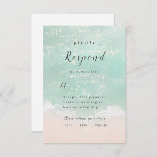 Elegant abstracte mousserende oceaanstrand bruilof RSVP kaartje (Voorkant / Achterkant)