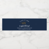 Elegant Afstuderen 2025 Script Navy Blue Waterfles Etiket (Enkel label)